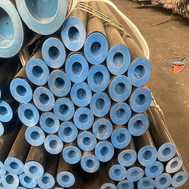 High Performance Seamless Pipe Pallets Packaging 21.3mm - 508mm Diameter