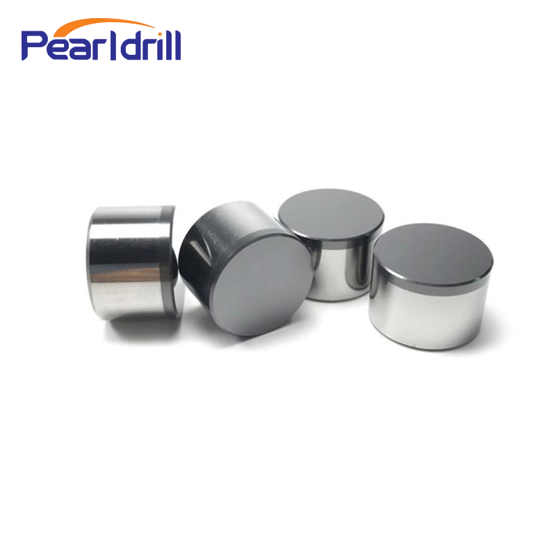 PDC-резцы 1308, 1313 для буровых долот