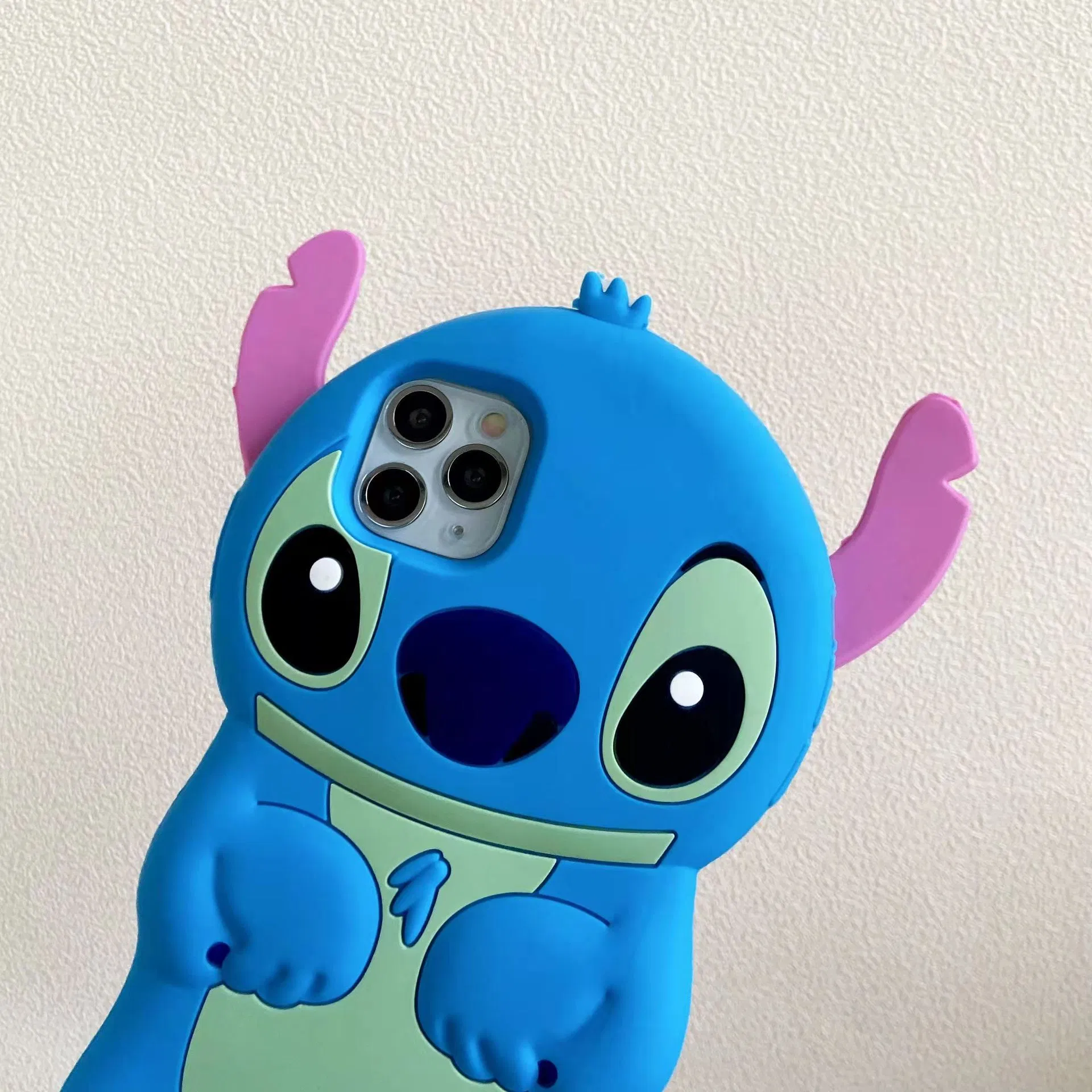 Чехол для iPhone Stitch 3D с мультяшным дизайном