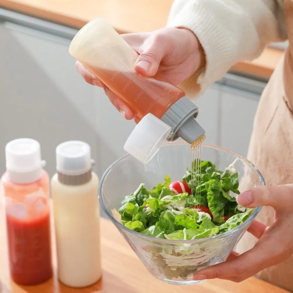 Large Sauce Squeeze Bottle with 5-Hole Cap Condiment Dispenser Container Kitchen Esg22880