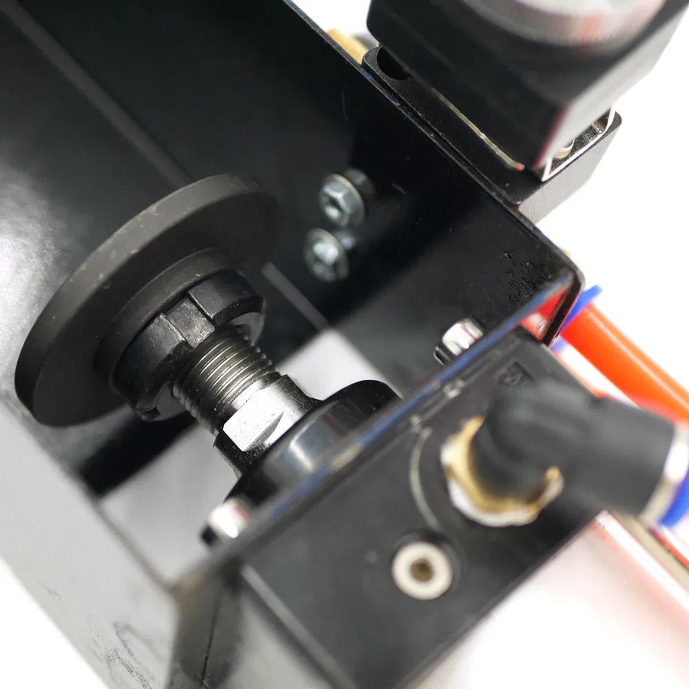 Пневматический алюминиевый пресс для банок