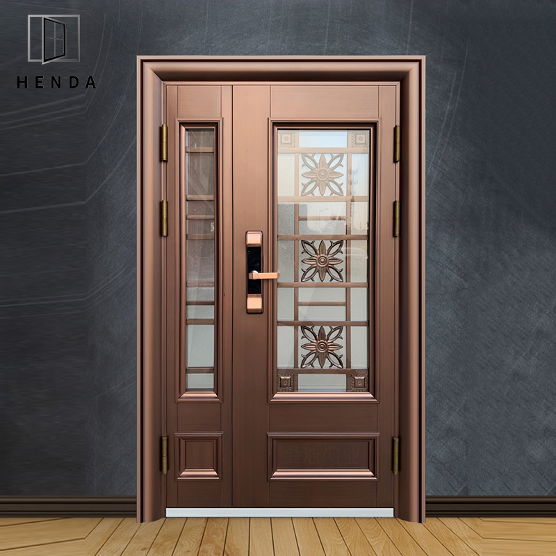 Стальная охранная дверь с железным листом и решеткой