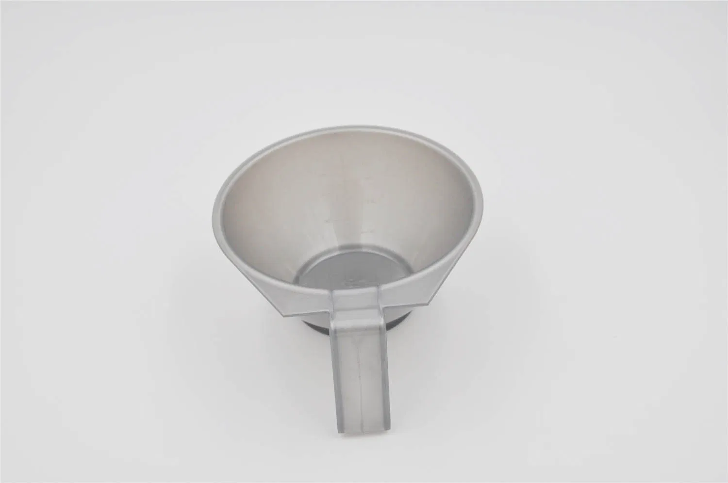 Plastic Metal Sliver Color Tint Bowl with Scale