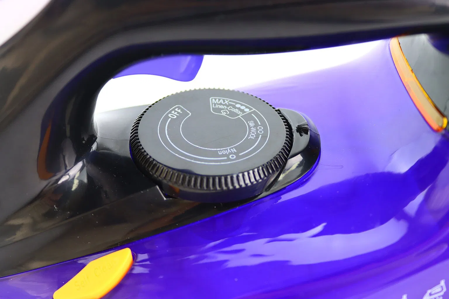 Portable 2200W Electric Mini Travel Iron Household Iron