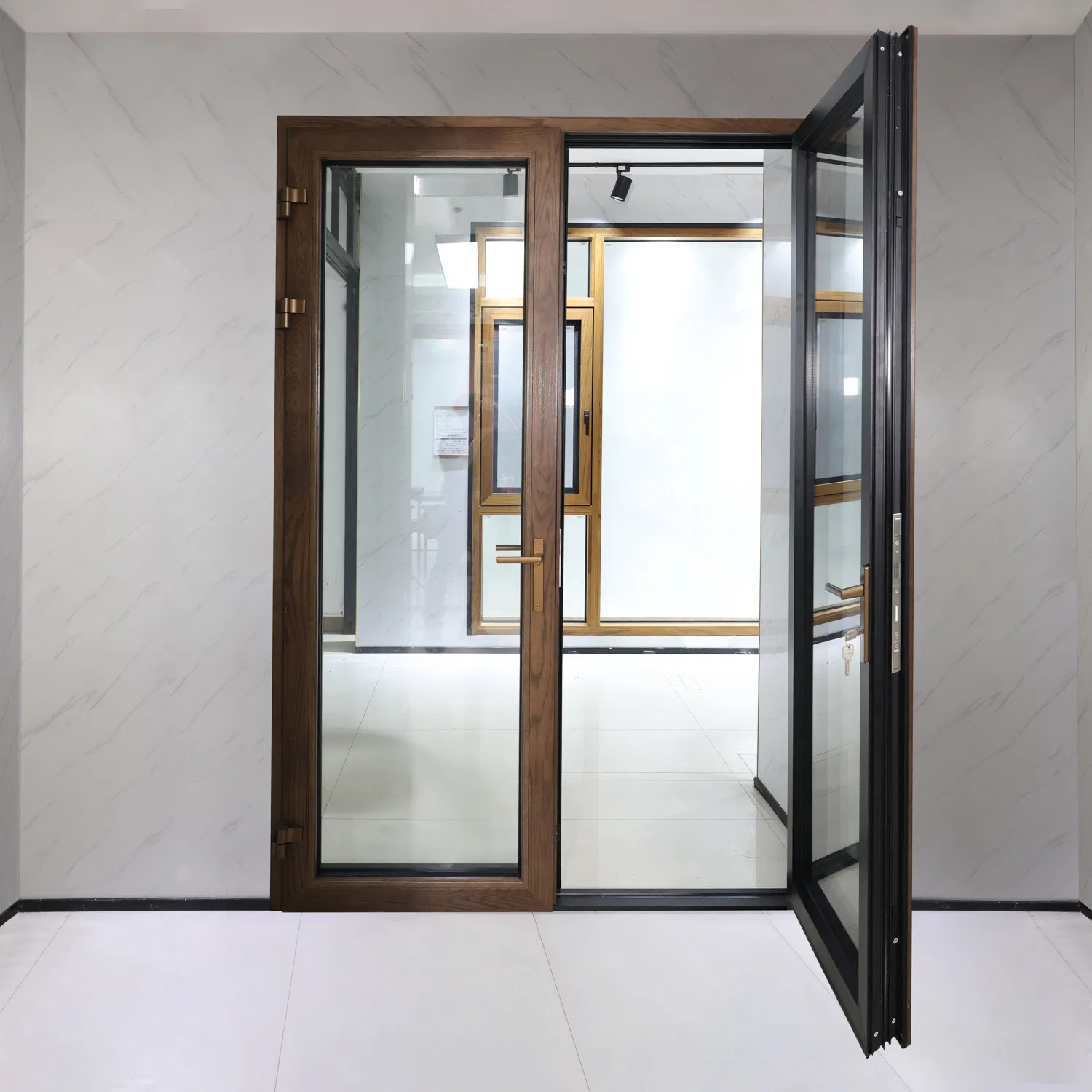 European Standard Aluminum Clad Wood Triple Glass Passive House Entry Doors