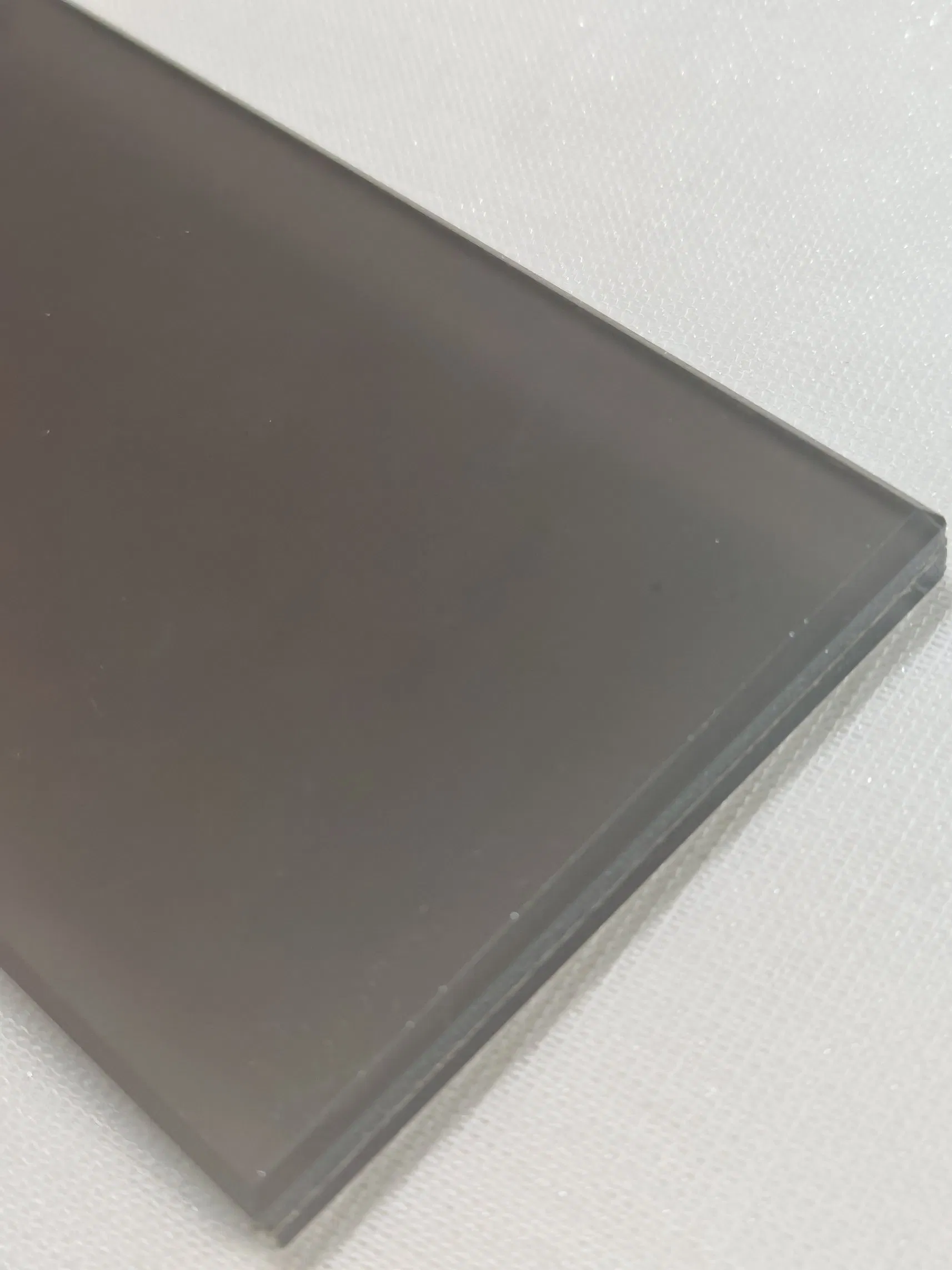 Custom Laminated Glass Solutions for Residential and Commercial Use