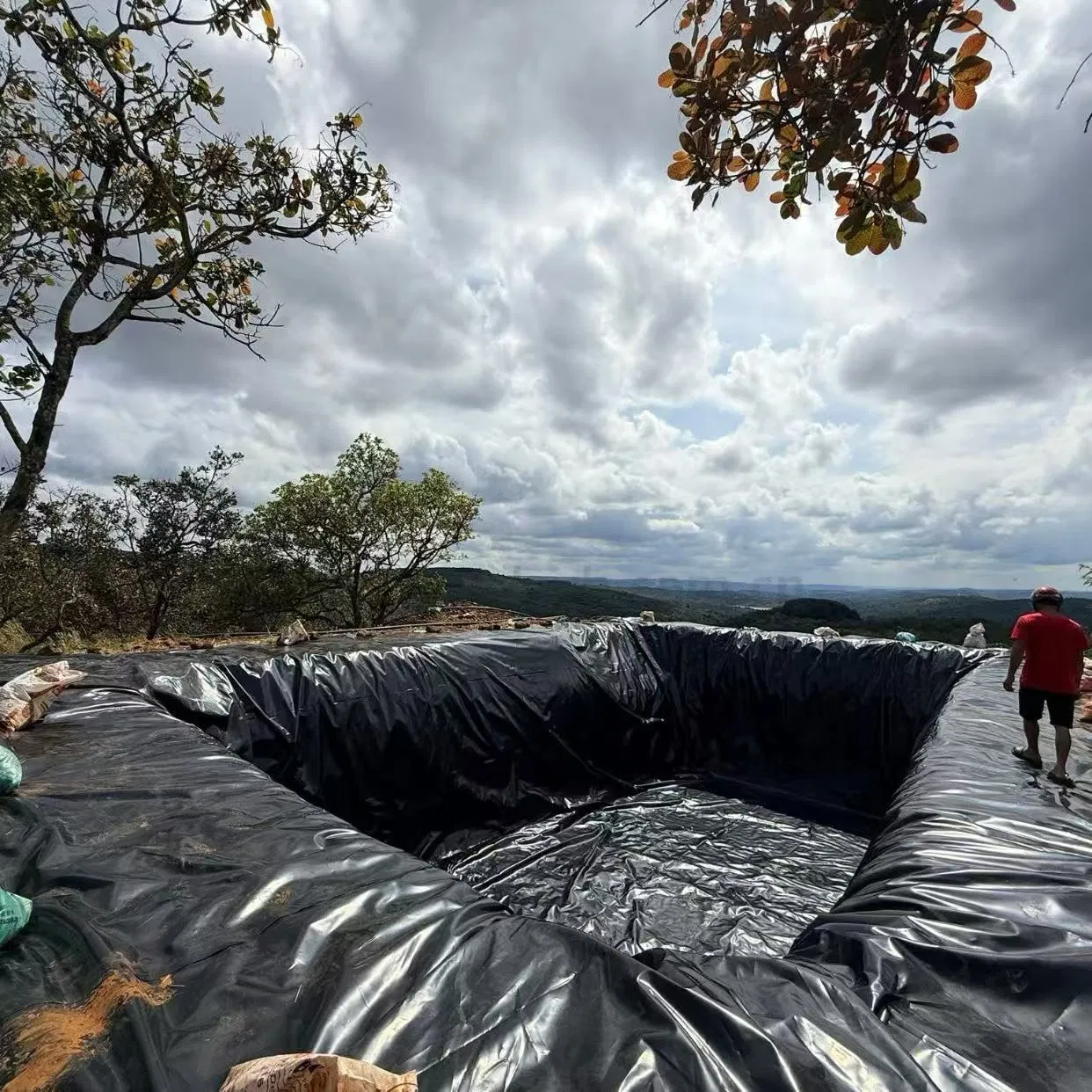 Pool Liner HDPE Geomembrane Anti-Seepage Membrane Sheet 1.5mm 2mm 3mm Dam Reservoir River Aquaculture Pond Liner