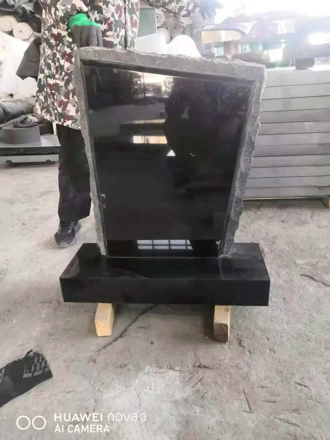 Carved Red Granite New Zealand Memorial Monument Tombstone Headstone