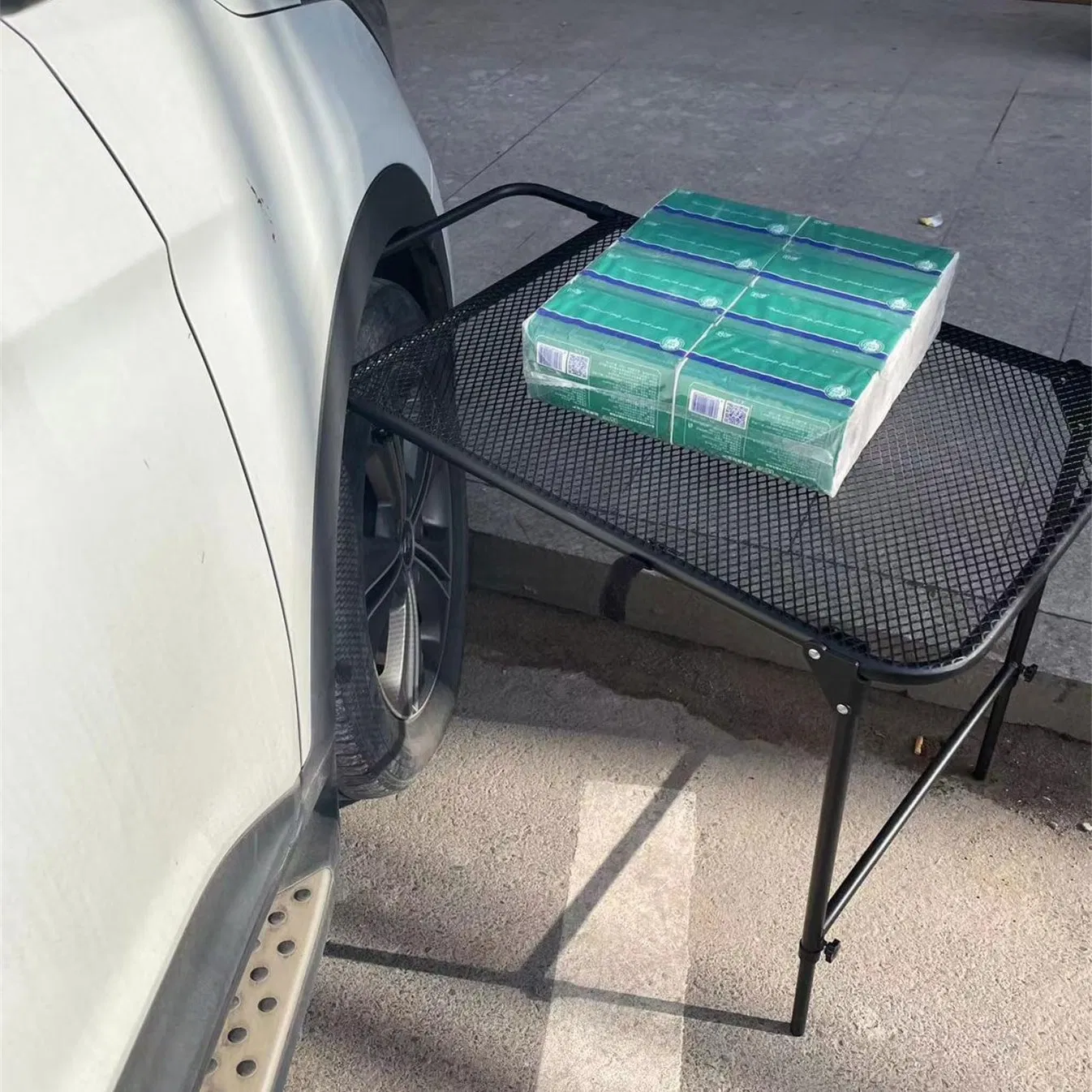 Vehicle Tire Mounted Steel Camping Table Adjustable Travel Camping Table for Car Camping Picnic Camp Outdoor Cooking BBQ and Party Favor
