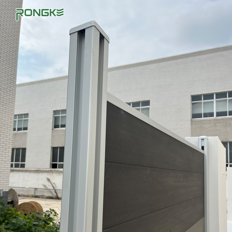 OEM Cosmetic Factory Outdoor Wooden Panel WPC Garden Fence Wood Plastic Composite