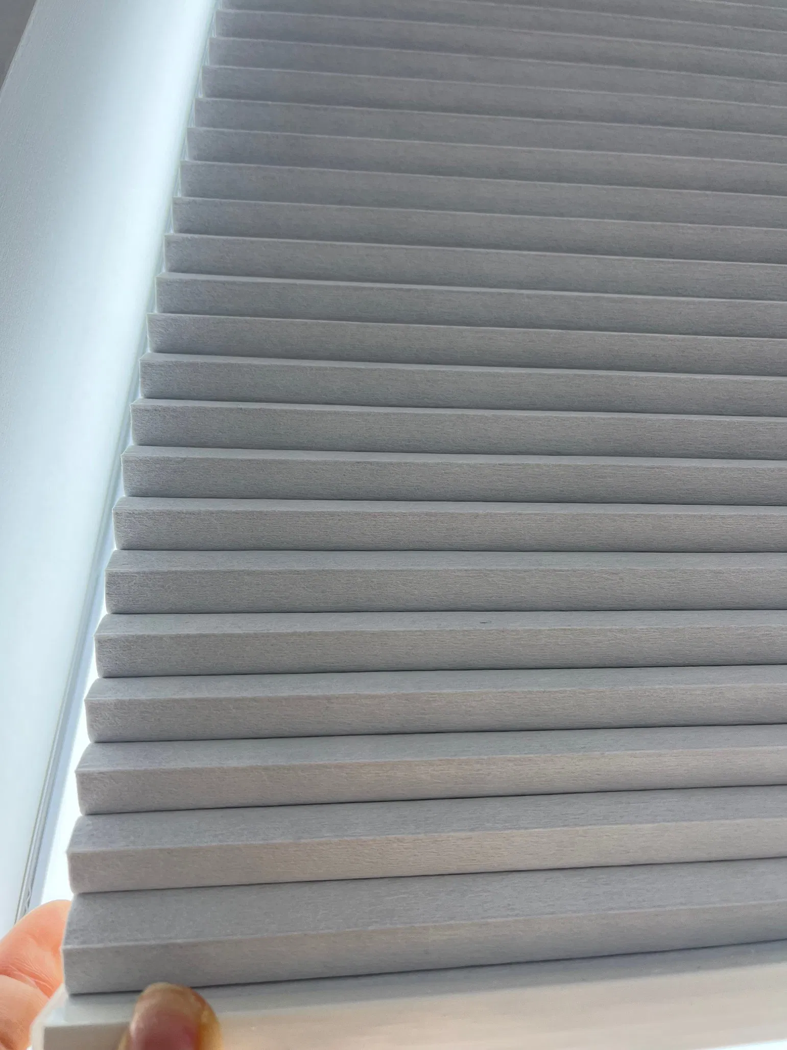 Sisheng Day and Night Honeycomb Blinds by Hand Control for Bedroom