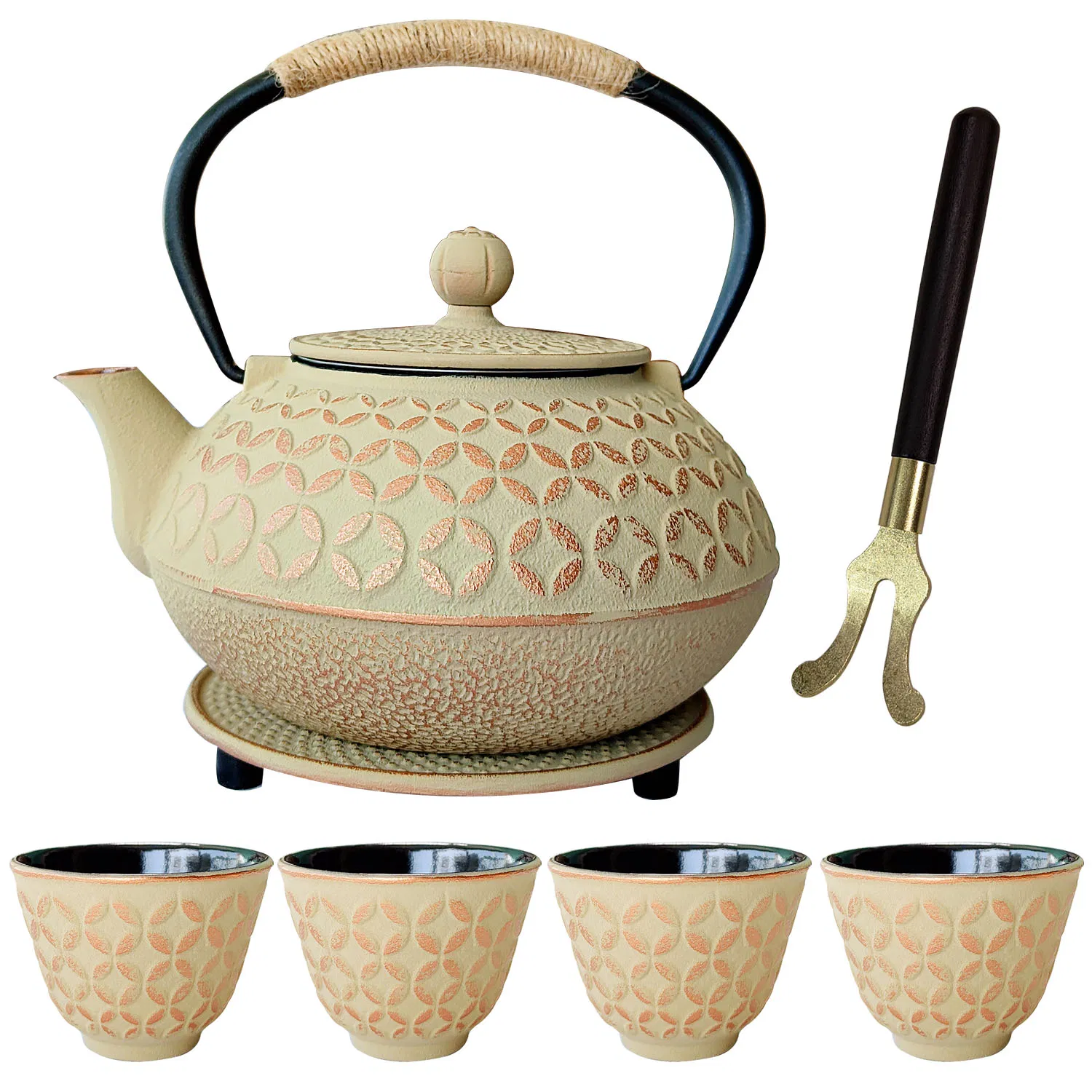 Японский чугунный чайник с чашками и подставкой