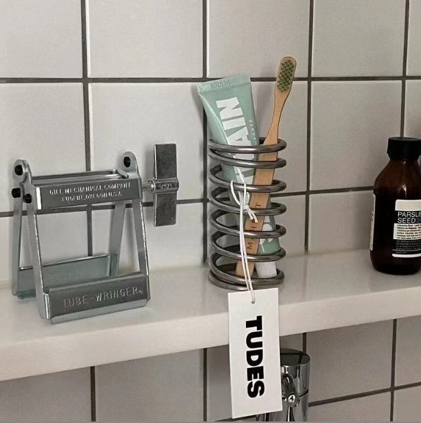 Metal Toothbrush Holder, Minimalist Desktop Organizer, Bathroom Drainage Storage Rack