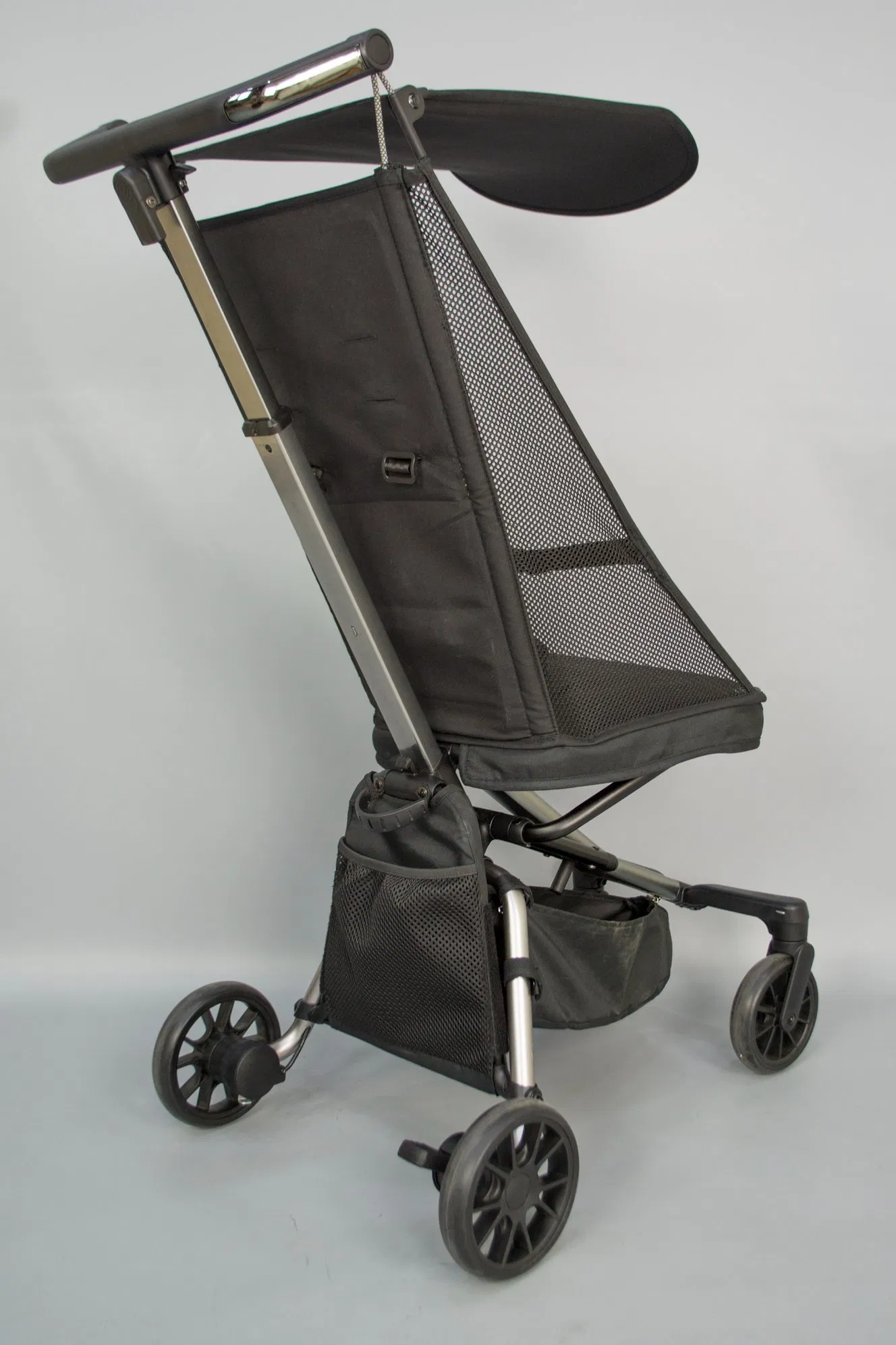 Hot Pick Z4 Fold Rider with High Backrest and One-Hand Fold System