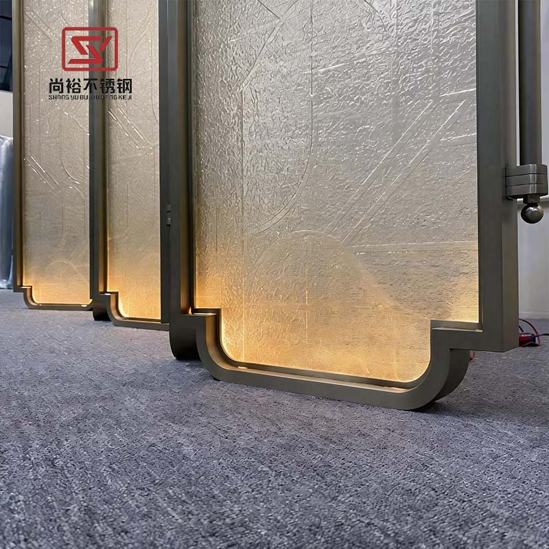 Custom Made Gold Hollow out Living Room Divider Metal Screen Partition