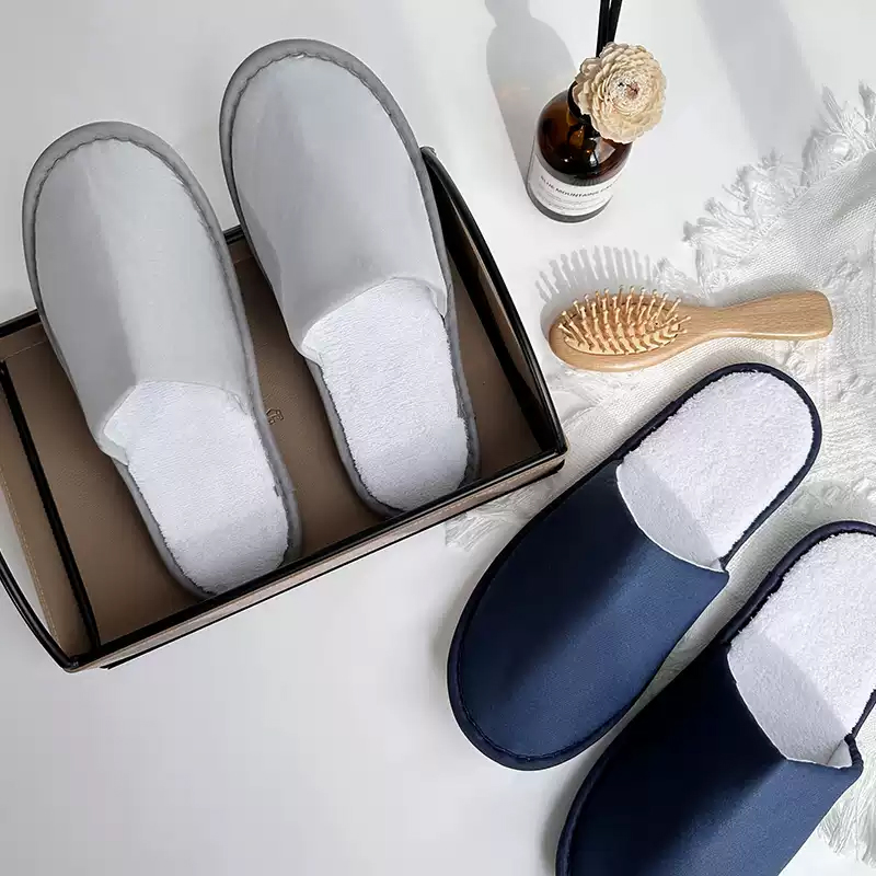 Hot Sales Personalized Nap Fabric Disposable Hotel Slippers with EVA Soles