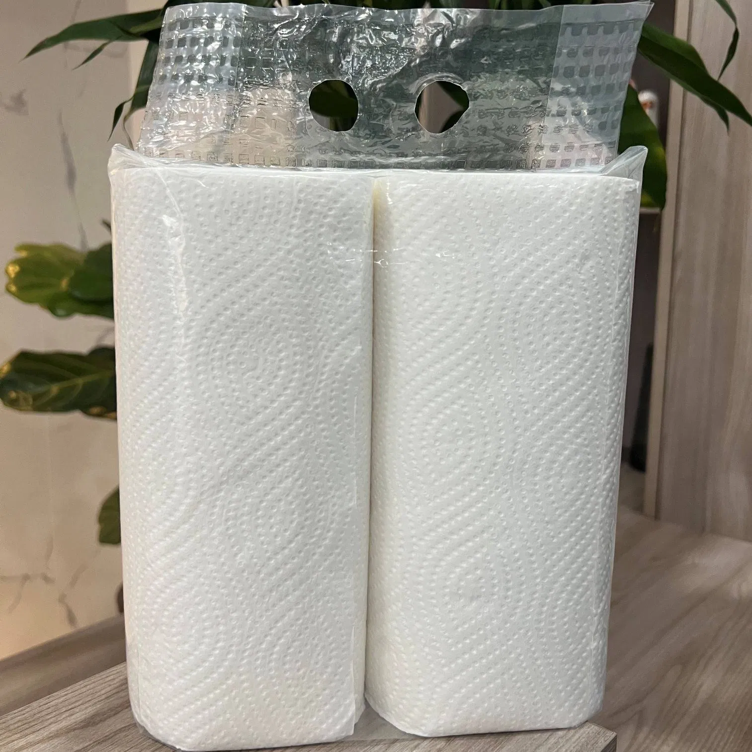 High Quality Disposable Kitchen Paper Towel Virgin Wood Pulp Maxi Roll