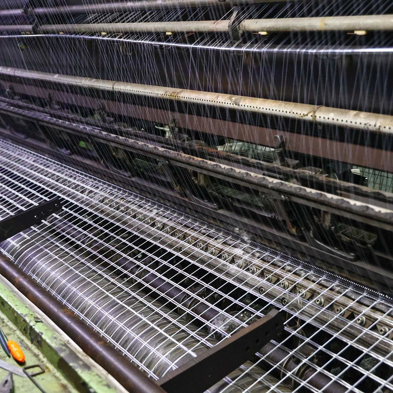 Manufacturer Wholesale Custom Colors High Load Capacity FRP Grating for Railway Construction