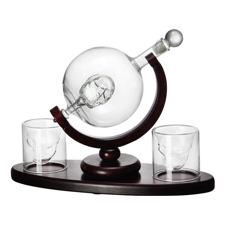 Hot Sale Clear Globe Shape Hollow Head Bone Shot Glass Tumbler Decanter Set Unique Design for Whisky Tequila Para Wine