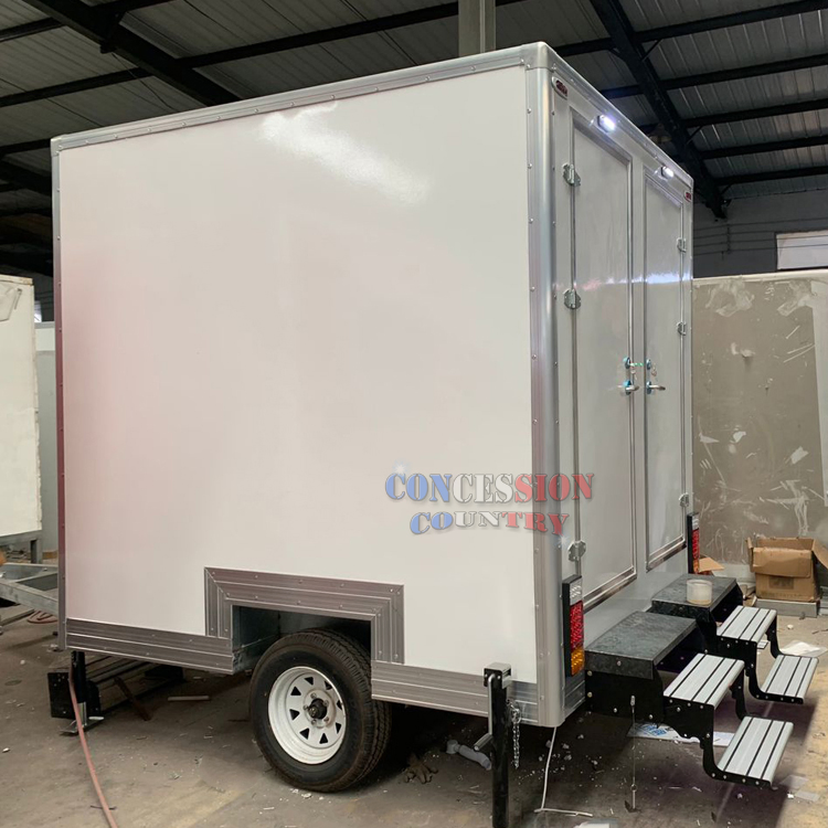 Small Restroom Trailers 2 Stalls Luxury VIP Mobile Toilet Trailer Portable Bathroom Trailer