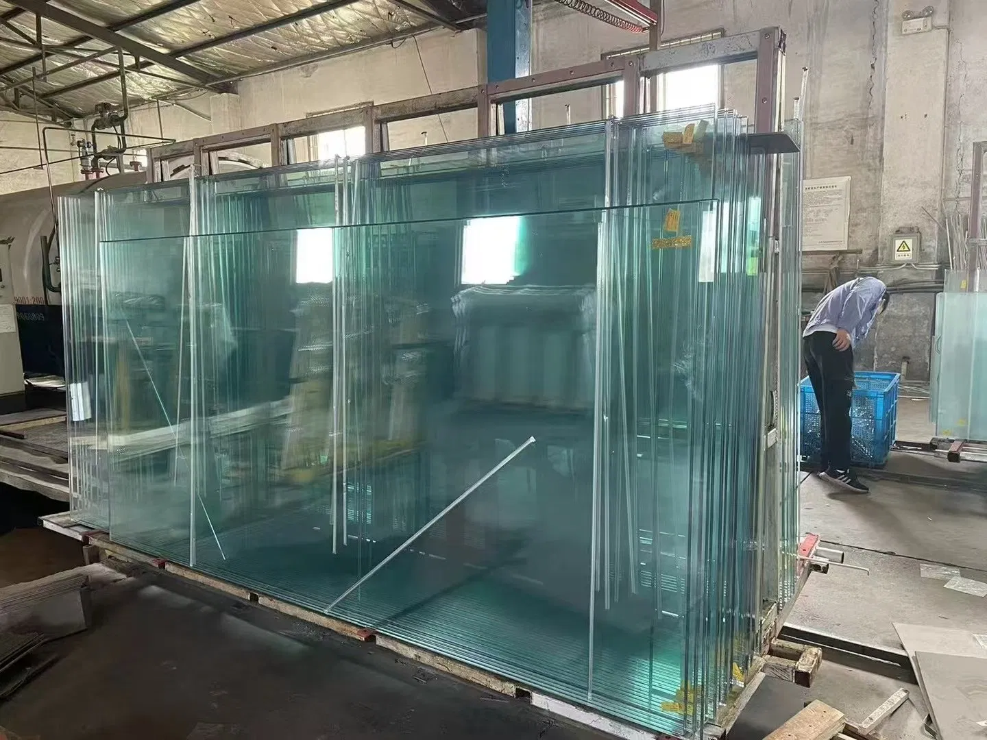10.76mm 12.76mm 16.76mm 17.52mm 21.52mm Low Iron Extra Clear Tempered Laminated Glass