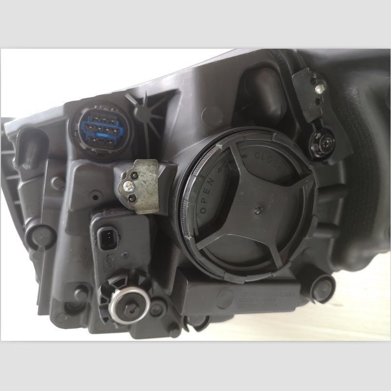 Передняя светодиодная лампа для KIA Picanto 2017-2018