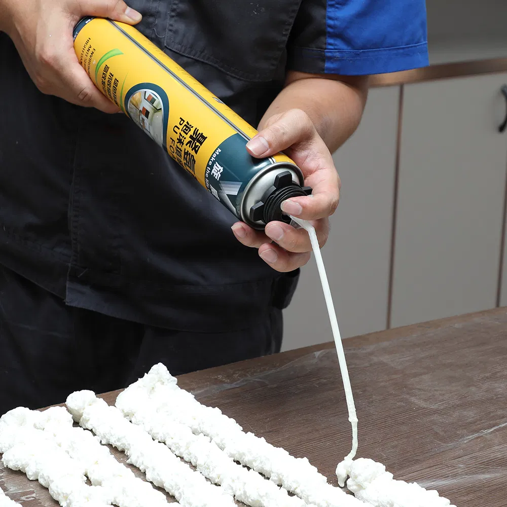 Large Expansion PU Polyurethane PU Foam Sealant for Door Crevices