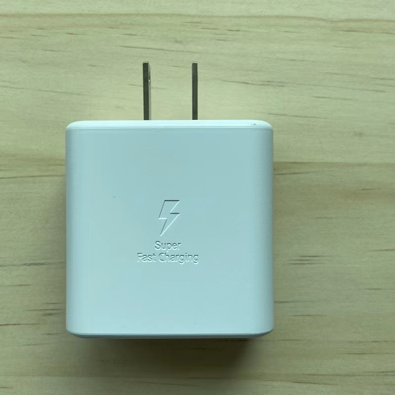 Портативный адаптер питания 45W PD для быстрой зарядки