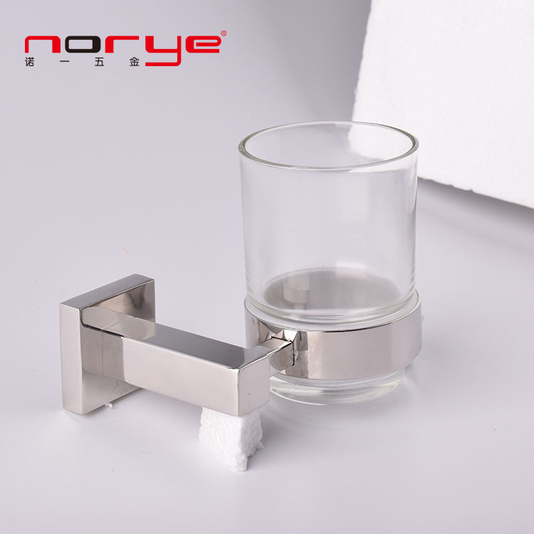 Керамический держатель для стакана в ванную