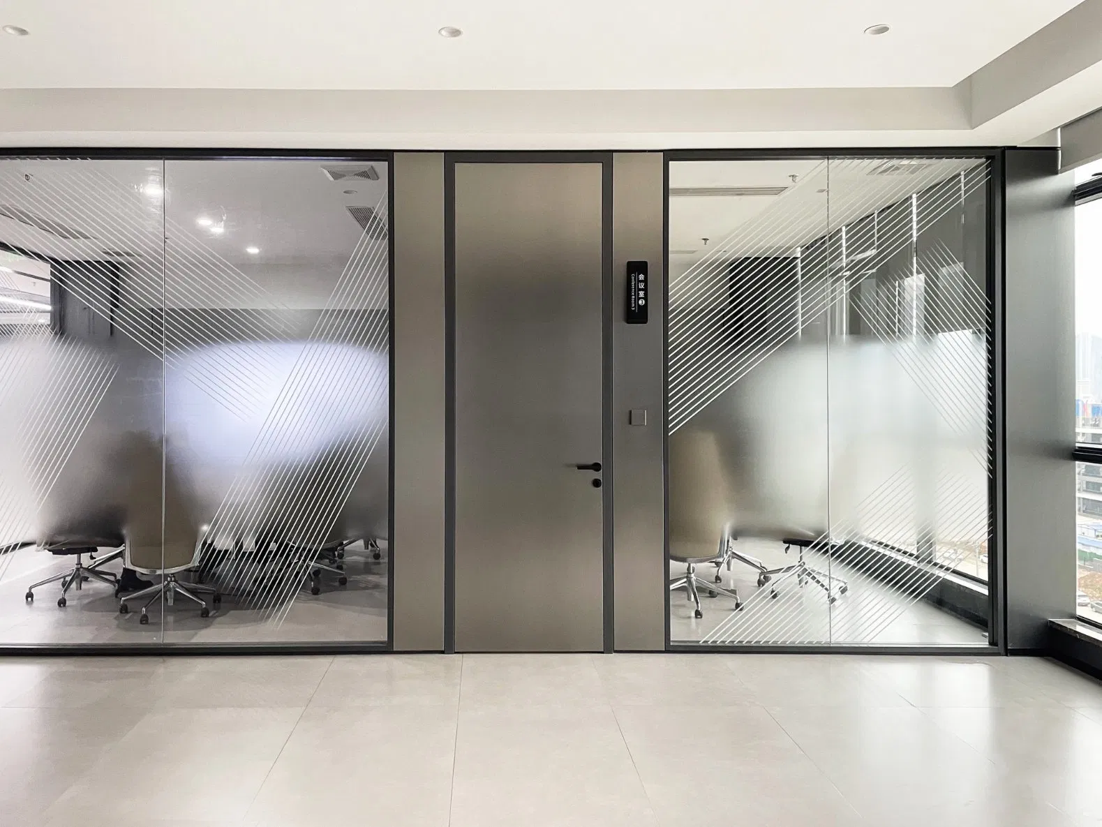 Factory Wholesale Furniture Manufacturer Soundproof Glass Wall Office Partition