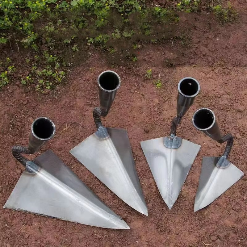High Hardness Triangular Garden Hoe Professional Agricultural Tool for Farming Trenching Ridging