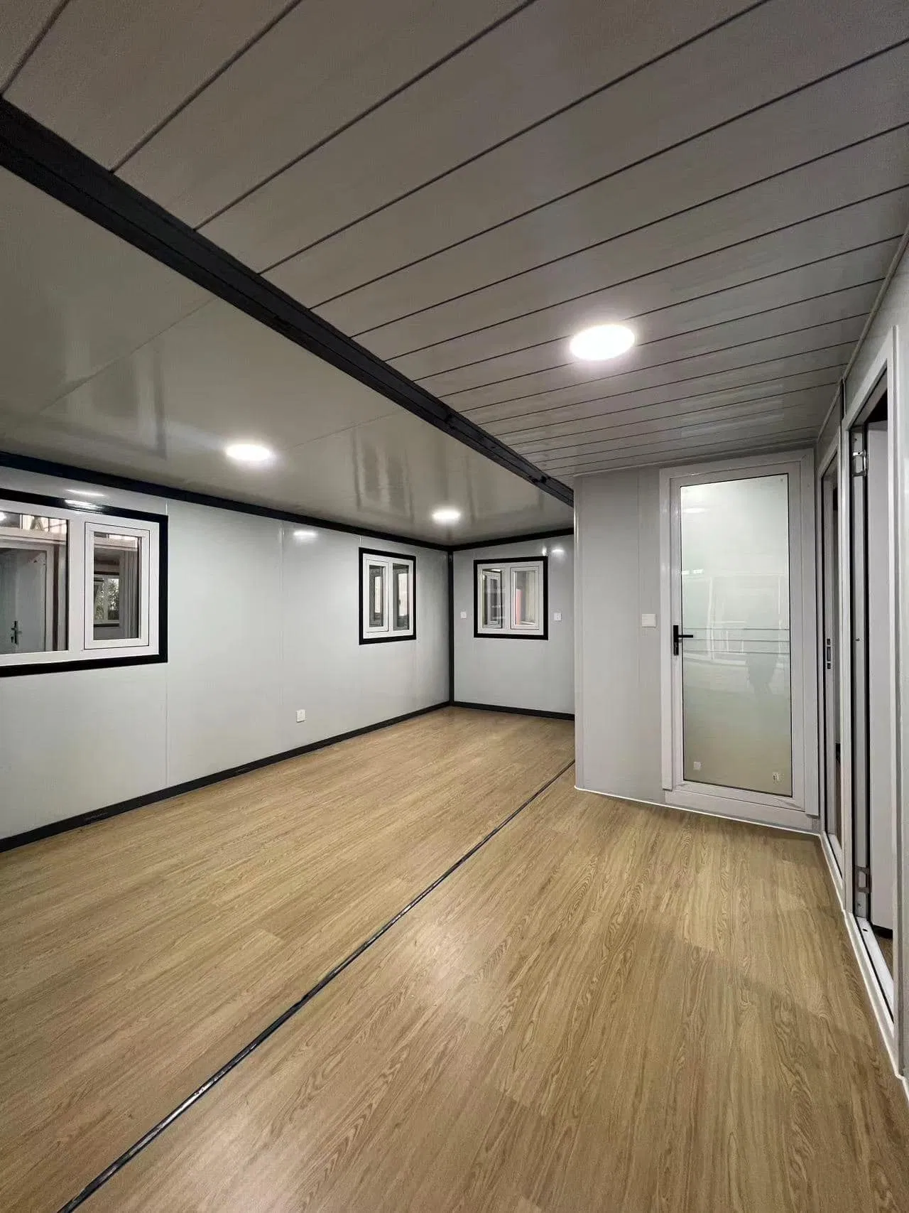 Modern 2 Bedrooms Installation Luxury Mobile Folding Prefabricated 20FT 40FT Home Hotel Expandable Container House