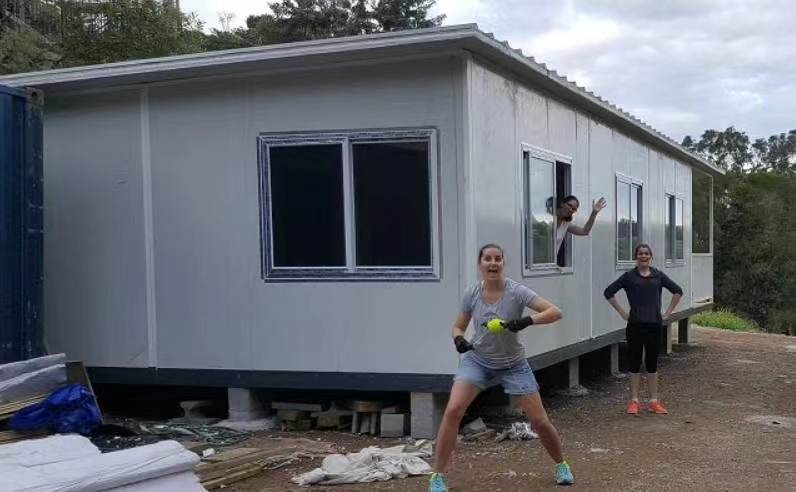 Morden Type Brand New Tiny Prefabricated House with One Bedroom