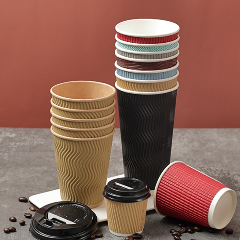 Одноразовая бумажная чашка 8oz Black Ripple Wall с крышкой