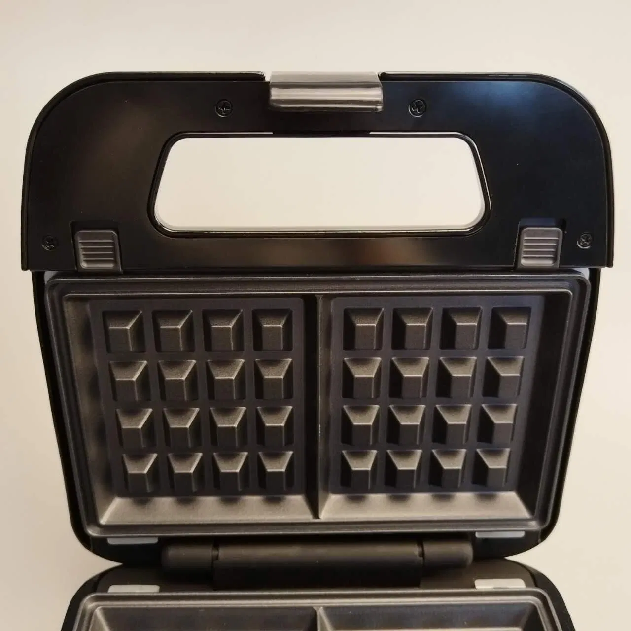 Efficient Automated Innovative Versatile Convenient Sandwich Maker