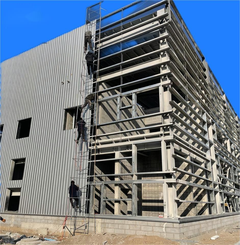 Multi-Level Prefabricated Steel Structure Metal Frame Building
