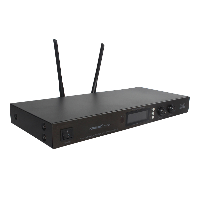 Sample Provided Audio Conference Microphone with Unique Mixed Output Function