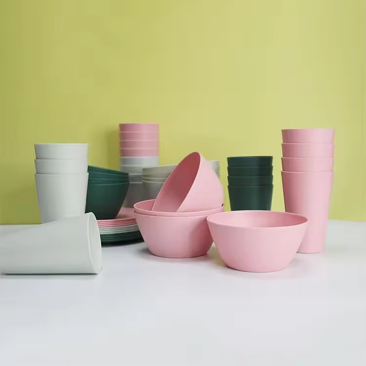 Recycled RPET Plastic Dinnerware Microwave Dishwasher Safe Food Grade RPET Tableware Plate Bowl Cup Set