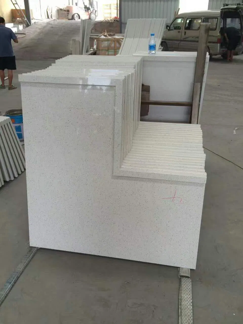 Wholesale White Macuba Laminate/Kitchen/Bathroom/Concrete/Soapstone/Formica/Solid Surface Granite/Quartzite/Marble Kitchen Countertop