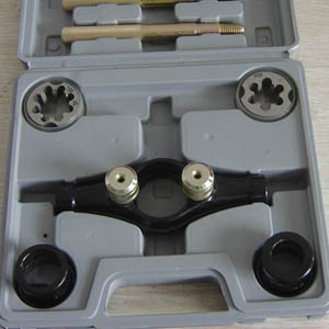 Socket & Die Set for BS4568/En61386 HDG Conduit
