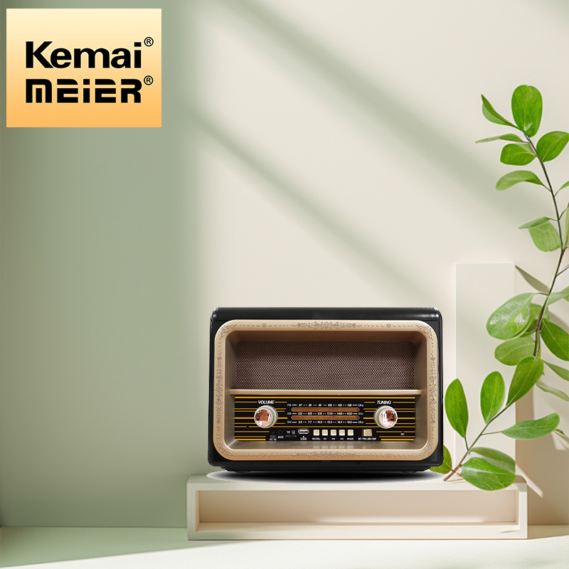 Mini Style Wireless Speaker Bass Retro Wooden Bluetooth Speaker with Portable Mic Handle