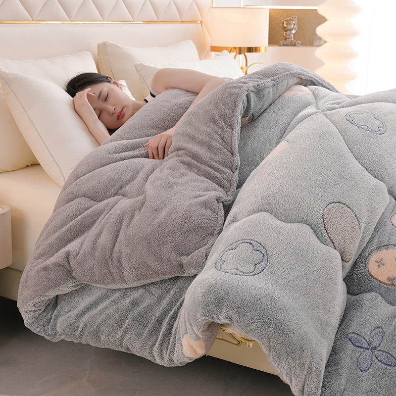 Skin Friendly Comfortable Snowflake Fleece Lamb Fleece Thick Warm Winter Blanket Quilts Core Queen Size Custom Quilt Comforter