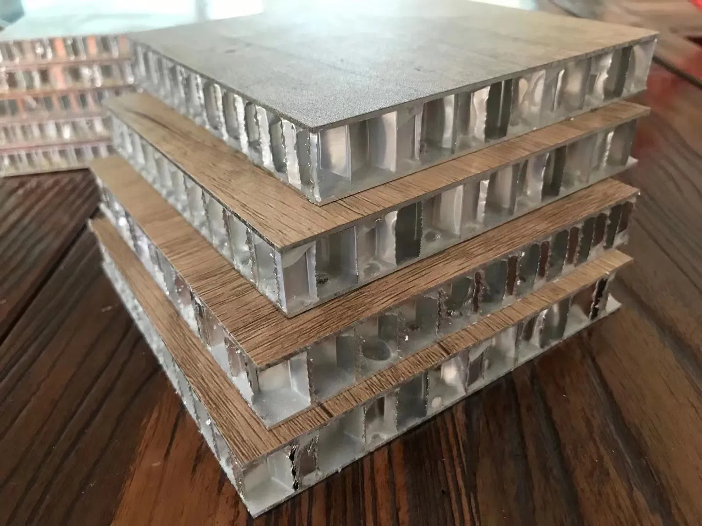 10/15/20/25mm PVDF PE Coating or Mill Finished Aluminium Honeycomb Panel Factory