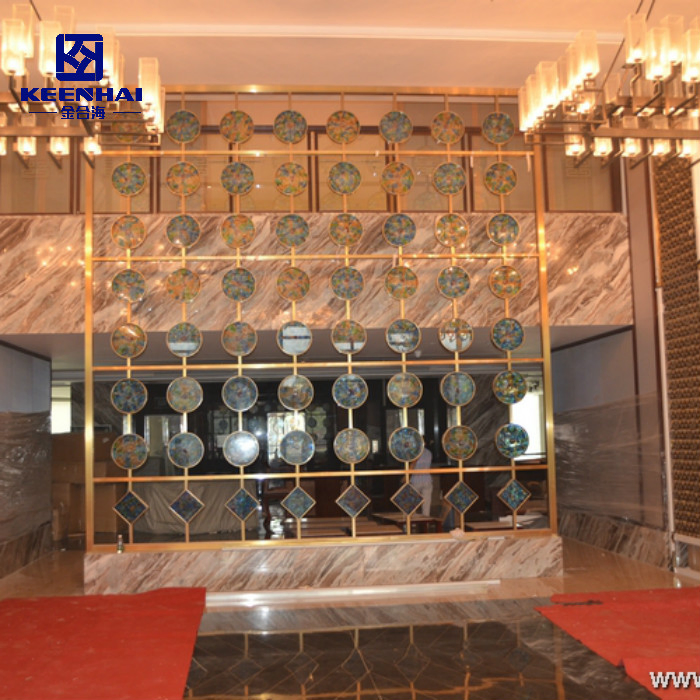 Customed Sizes Stainless Steel Wine Bottle Display Rack for Bar