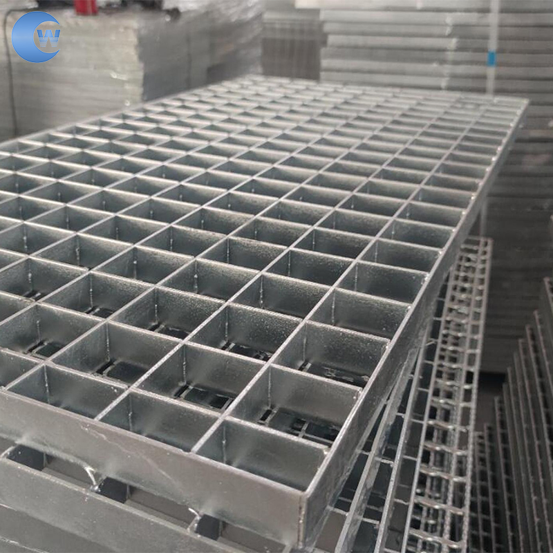 Hot Dipped Galvanized Stair Nosing Grating Outdoor Staircase Steel Bar Grating for Trench Cover Drain Grate Floor Grate Manhole Cover Platform Steel Grating