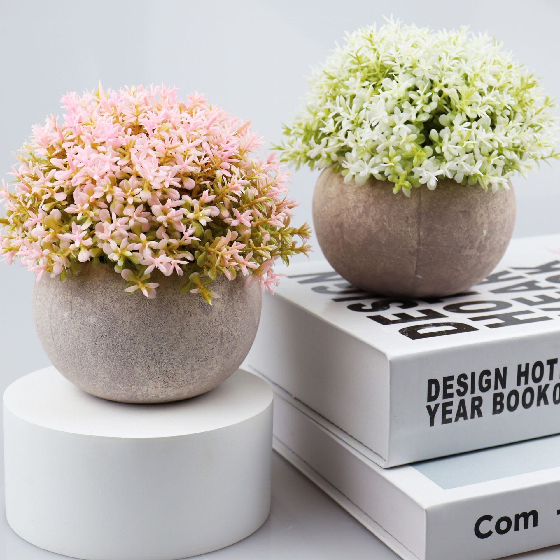 Бонсай искусственный зеленый в горшке