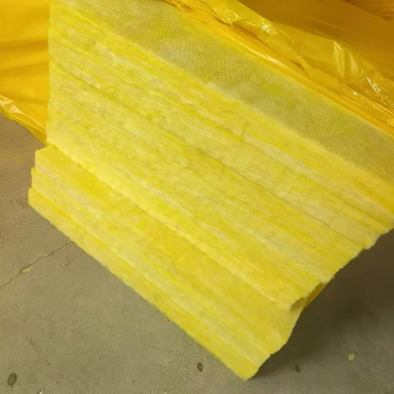 Durable Earthquake Resistance Glass Wool Board for Insulation