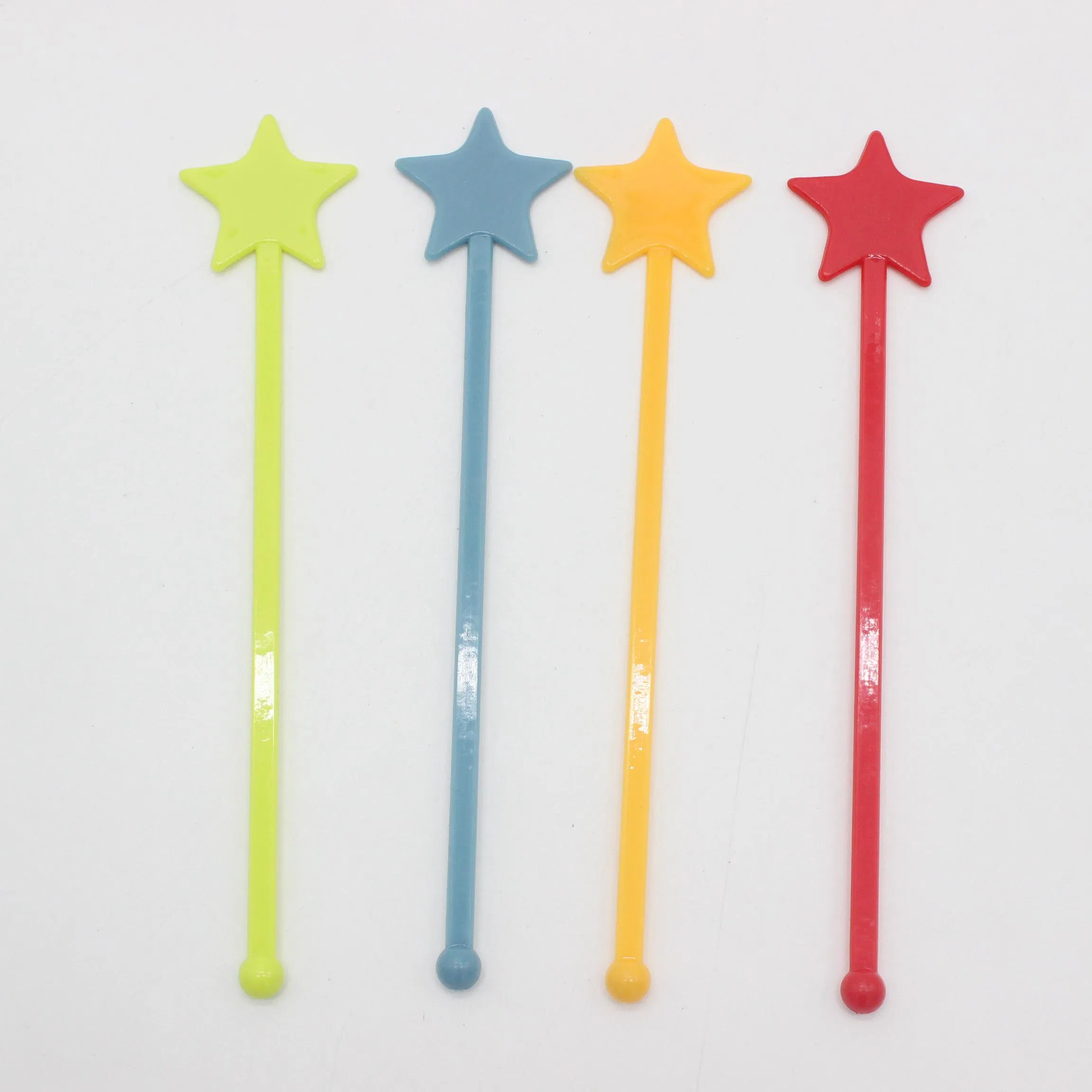 Elegant Star-Shaped Swizzle Sticks for Chic Cocktail Mixing