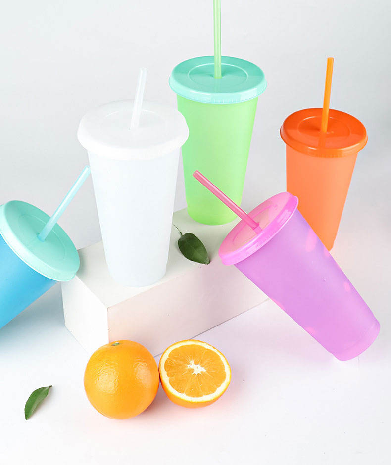 Многоразовая пластиковая кружка 24oz с меняющим цвет