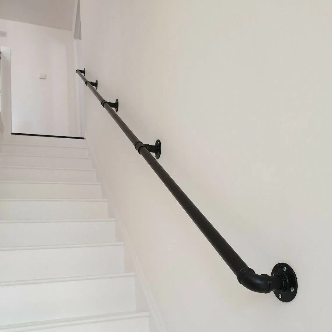 Straight Style 5FT, 6.6FT, 8FT, 10FT, 11FT Wall Mount Industrial Iron Loft 3/4 Pipe Handrail for Stairs, Rustic Black